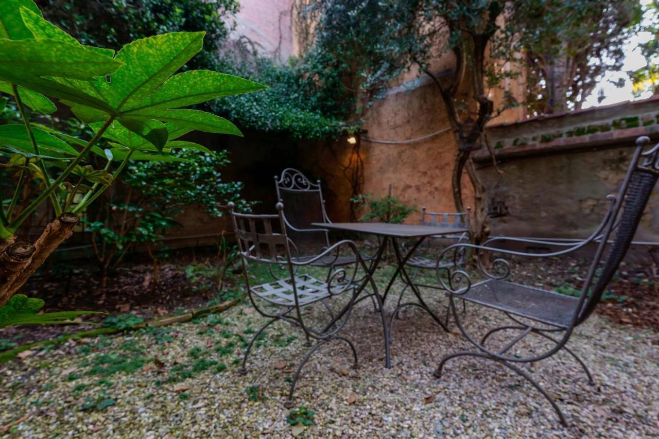 Suite Aldrovandi, With Private Garden بولونيا المظهر الخارجي الصورة