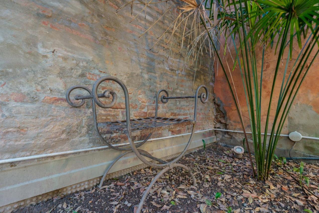 Suite Aldrovandi, With Private Garden بولونيا المظهر الخارجي الصورة